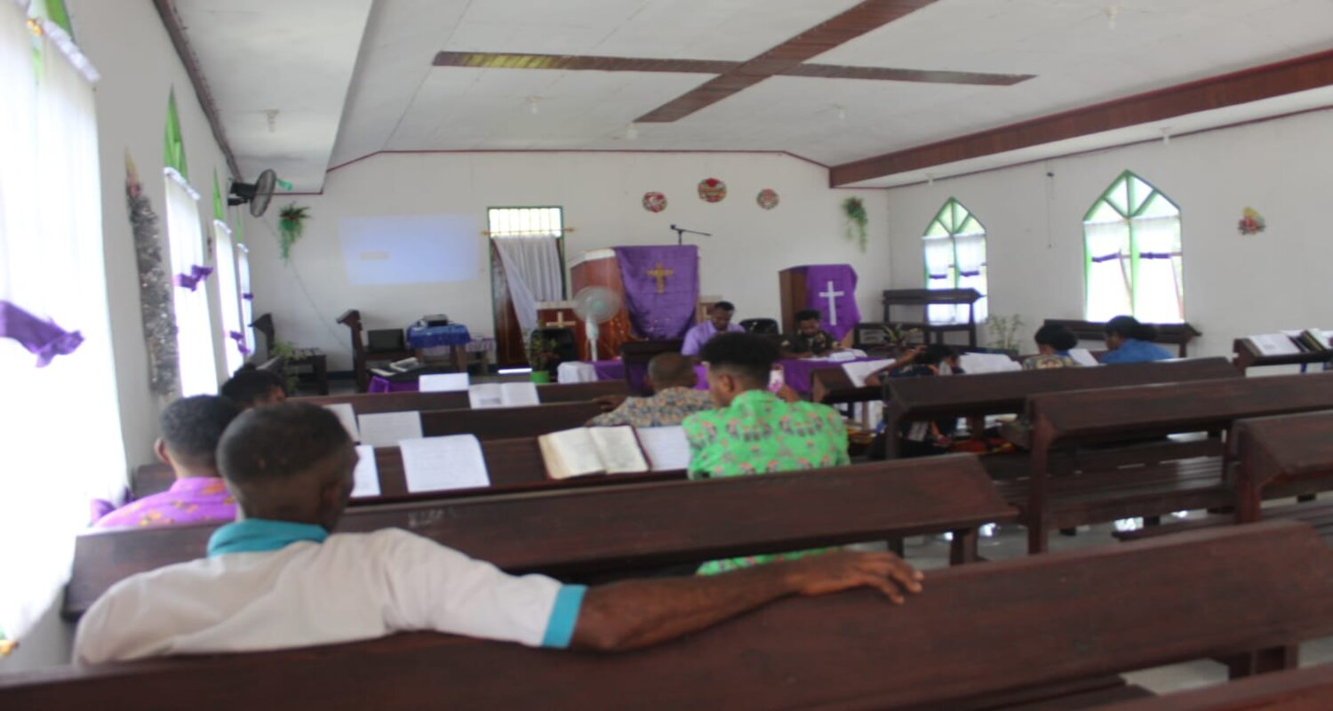 KEGIATAN KURSUS DASAR GSM DI LINGKUNGAN KLASIS WINDESI