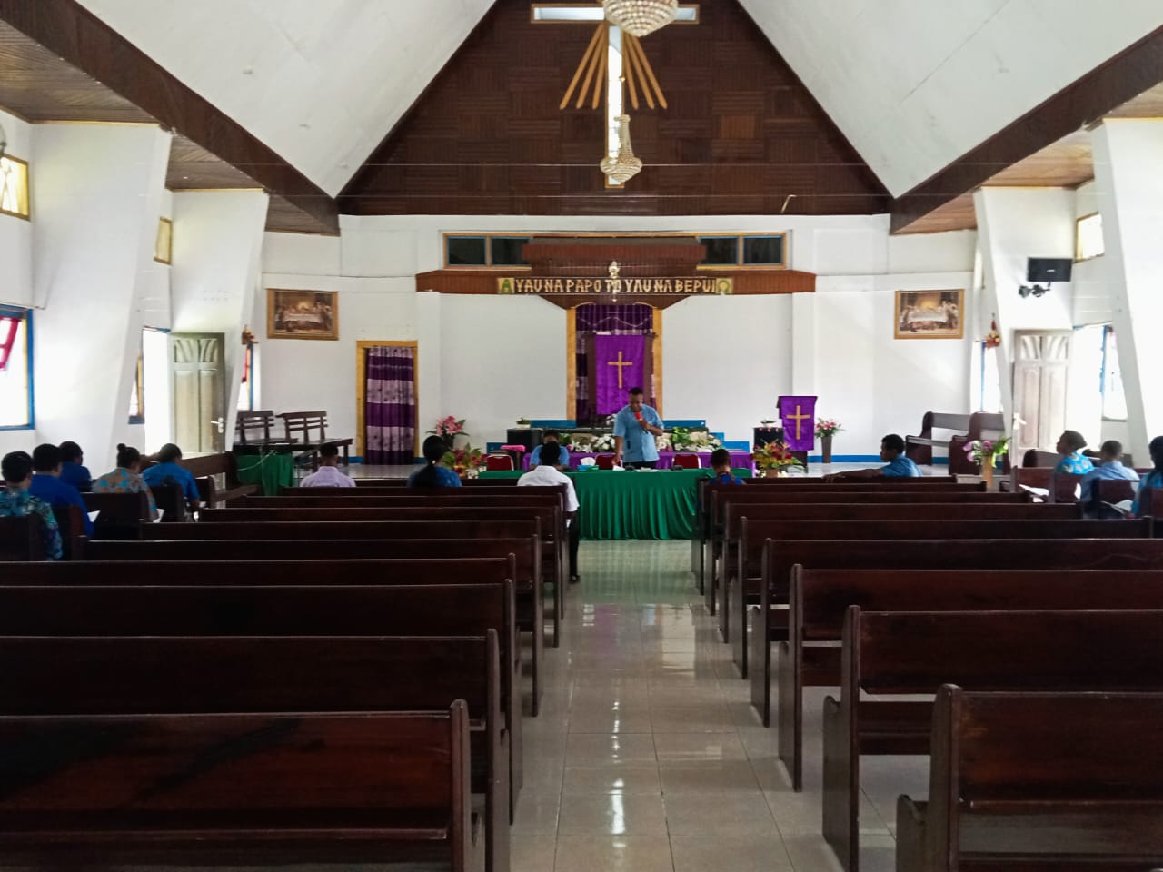 Kegiatan Kursus Dasar Guru Sekolah Minggu bagian dari program Komisi Pelayanan dan Pembinaan Jemaat Klasis Windesi.